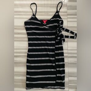 Guess wrap Black and White Striped Dress